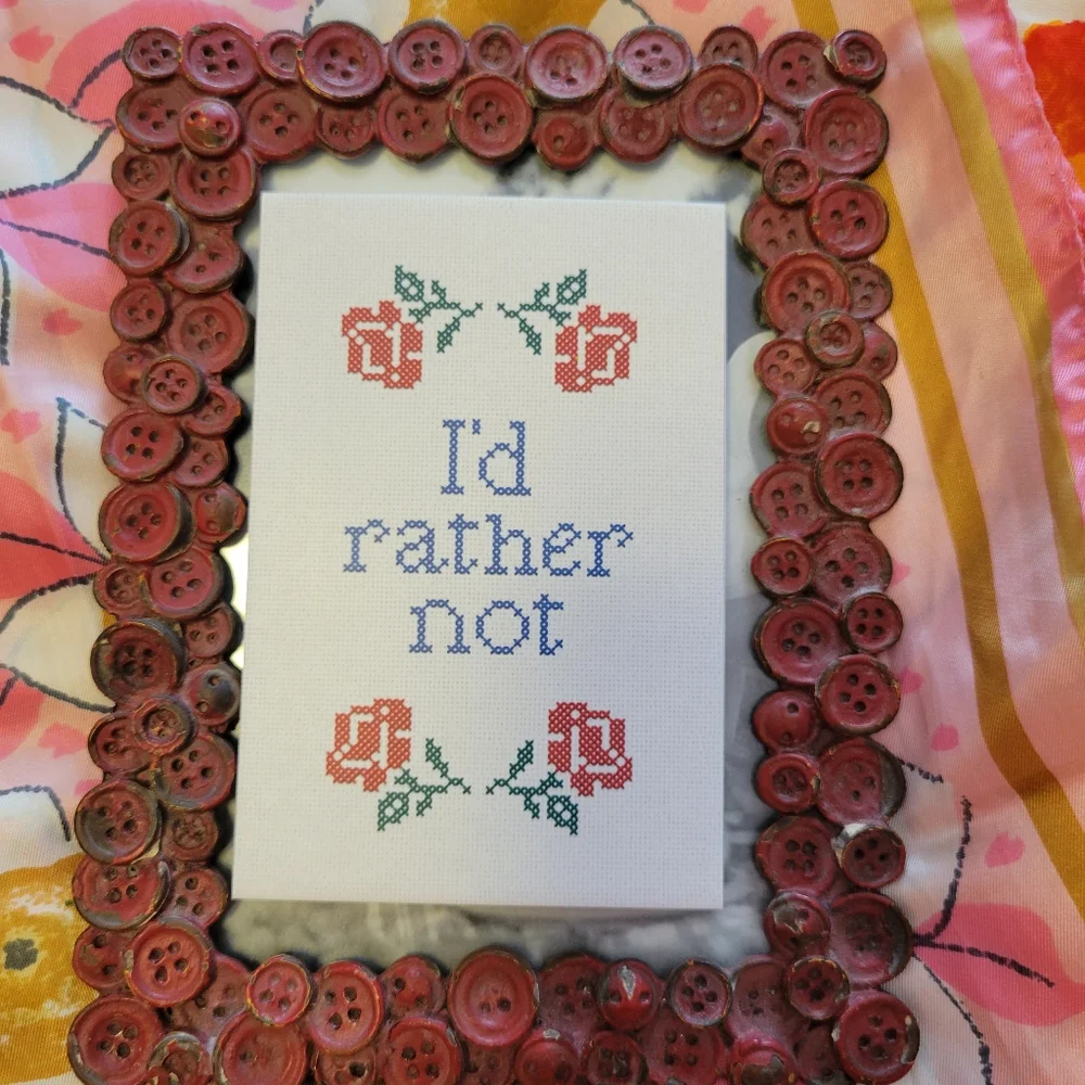 Red Button Metal Picture Frame ~ Rustic ~ Farmhouse ~ Cottage ~ est 5x7